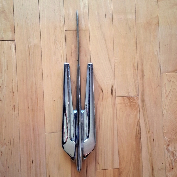 1956 Cadillac Sedan Deville, Winged Goddess, Hood Ornament - Picture 2 of 4